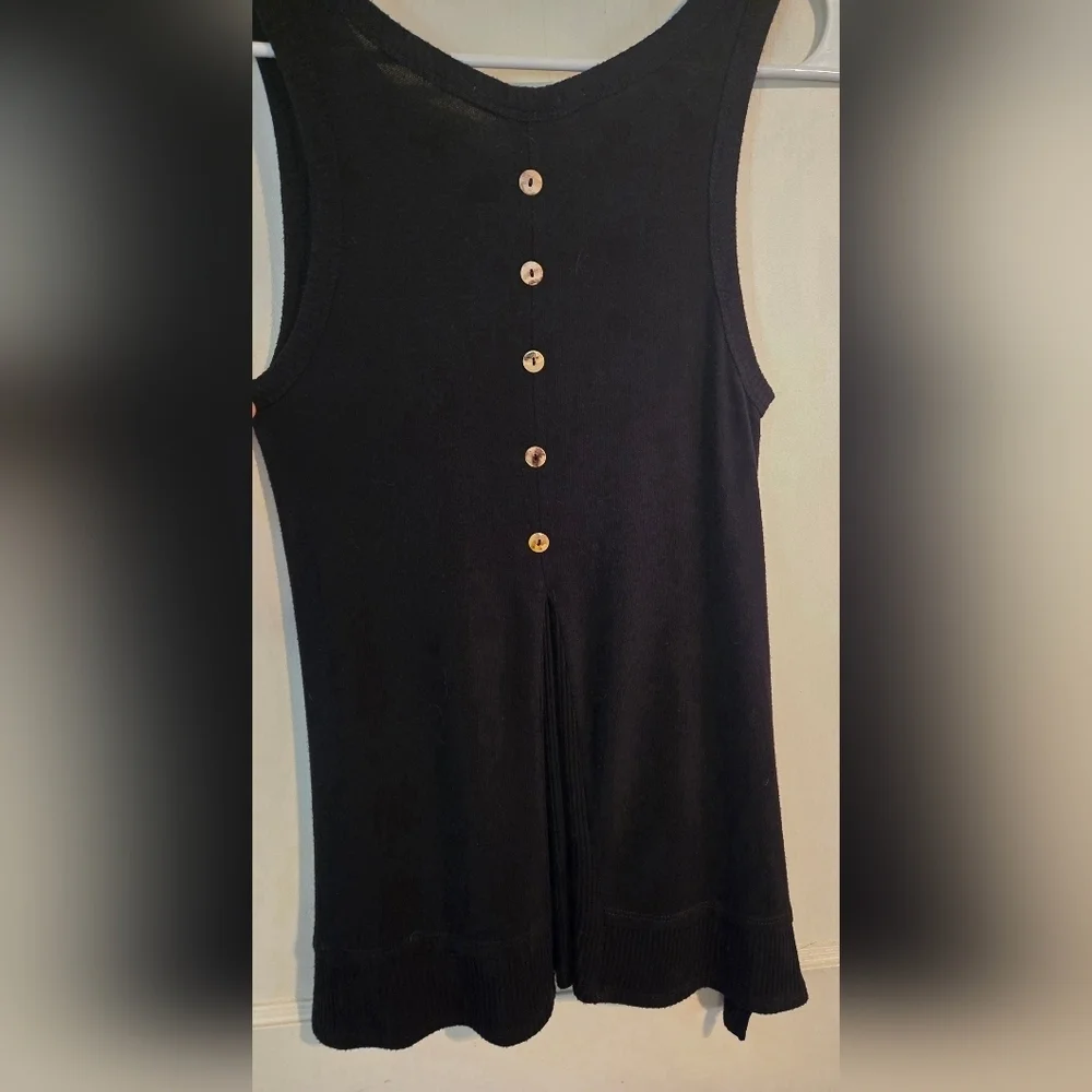 Coin 1804 | Women’s Sleeveless Button Back Knit Tank Top | Size: S | Black - Picture 8 of 12
